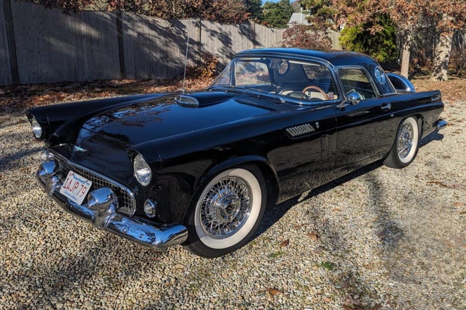 1956 Ford Thunderbird (1955-1957) sold for $26,500