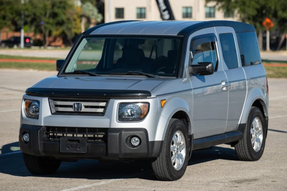 2008 Honda Element sold for $18,008