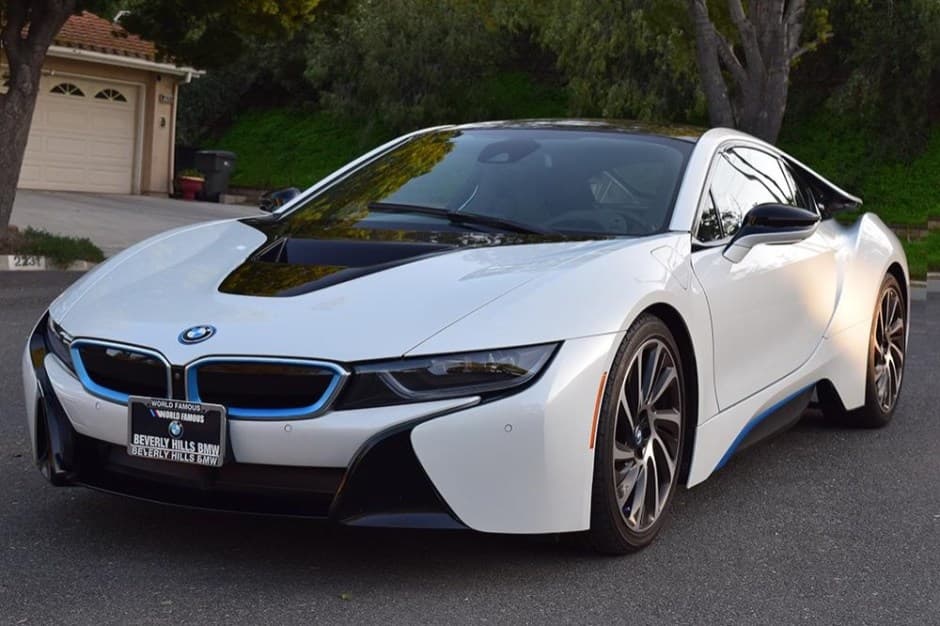 2016 BMW i8 sold for $70,500
