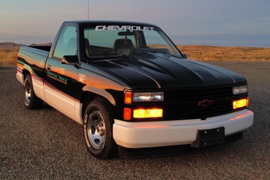 1993 Chevrolet C/K GMT400 (1988-2002) sold for $15,000