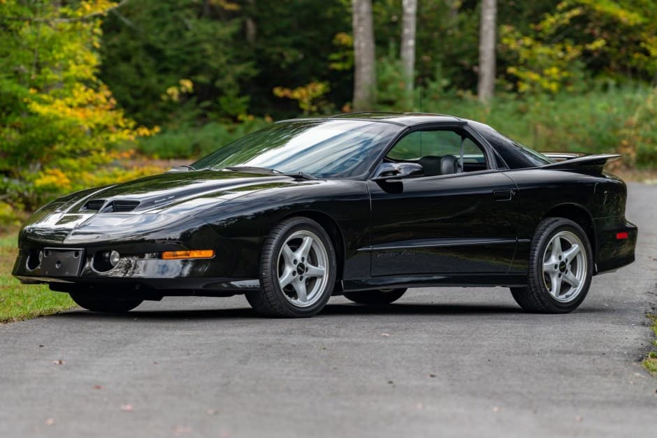 1996 Pontiac Firebird (1993-2002) sold for $20,753