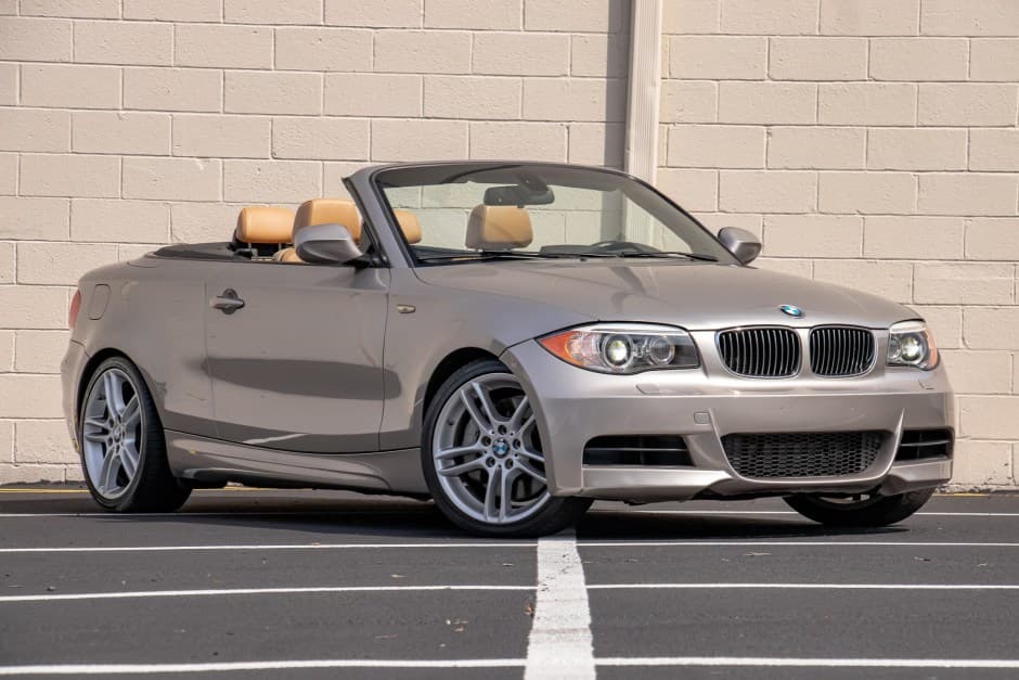 2012 BMW E82/E88 1-Series sold for $10,300