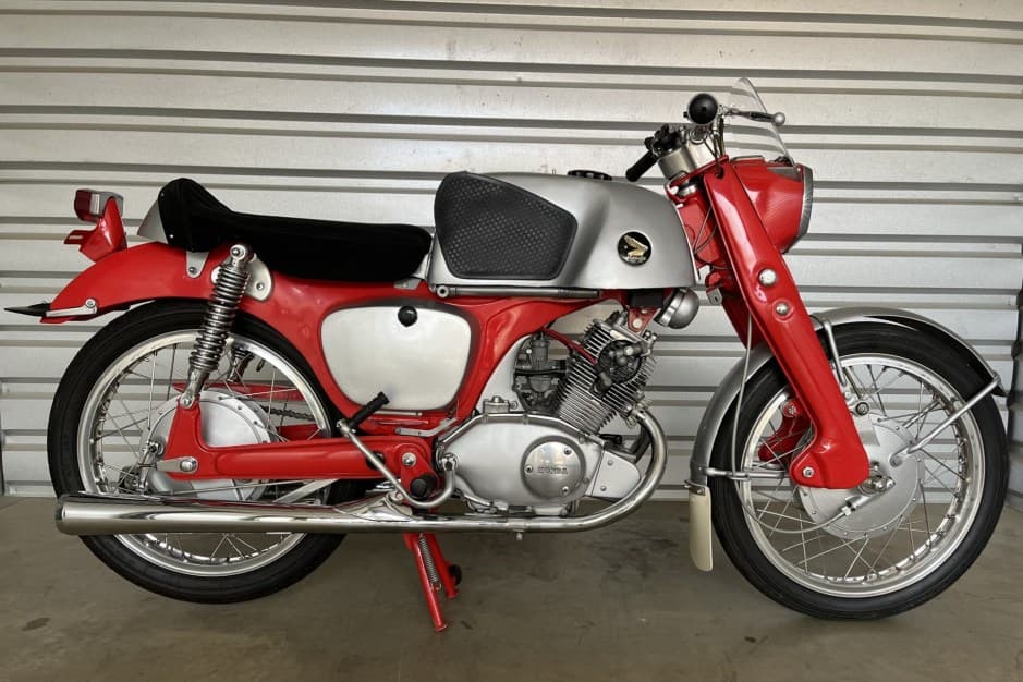 1962 Honda Benly sold for $12,250