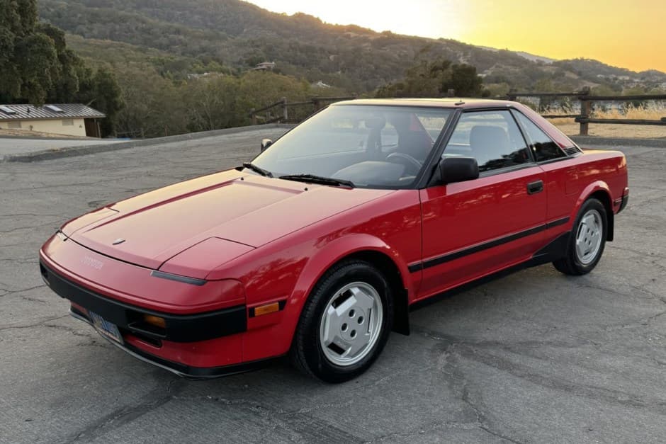 1985 Toyota AW11 MR2 sold for $13,000