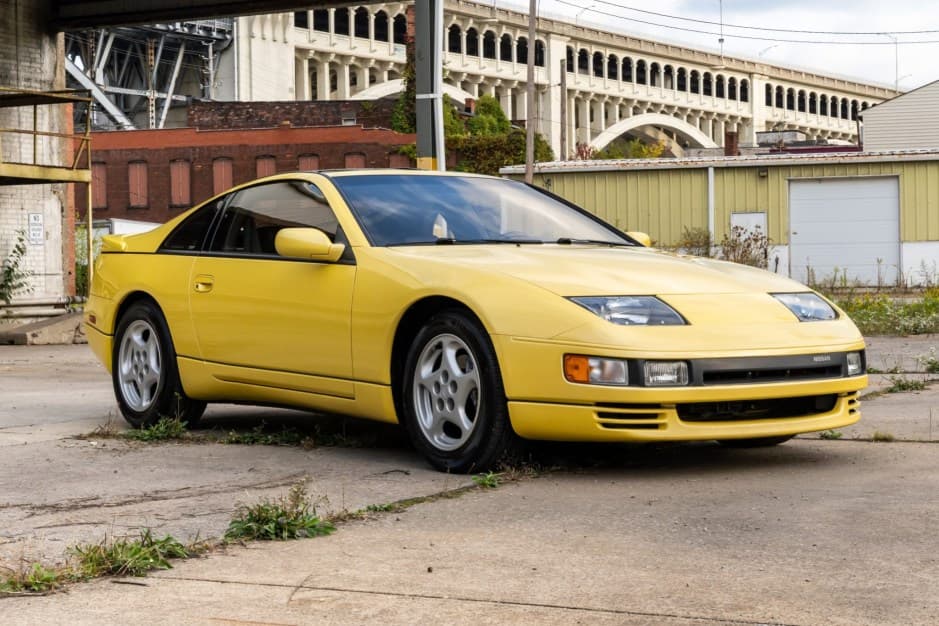 1990 Nissan Z32 300ZX sold for $40,500
