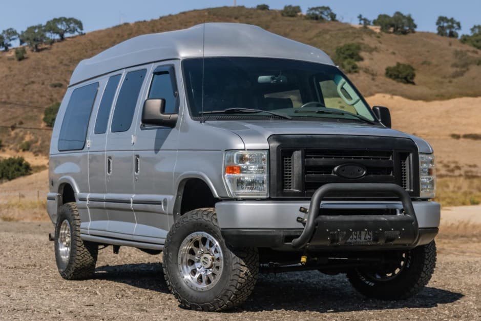 2008 Ford Econoline Van sold for $21,250