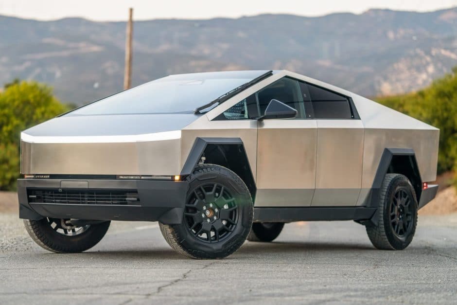 2024 Tesla Cybertruck sold for $75,000