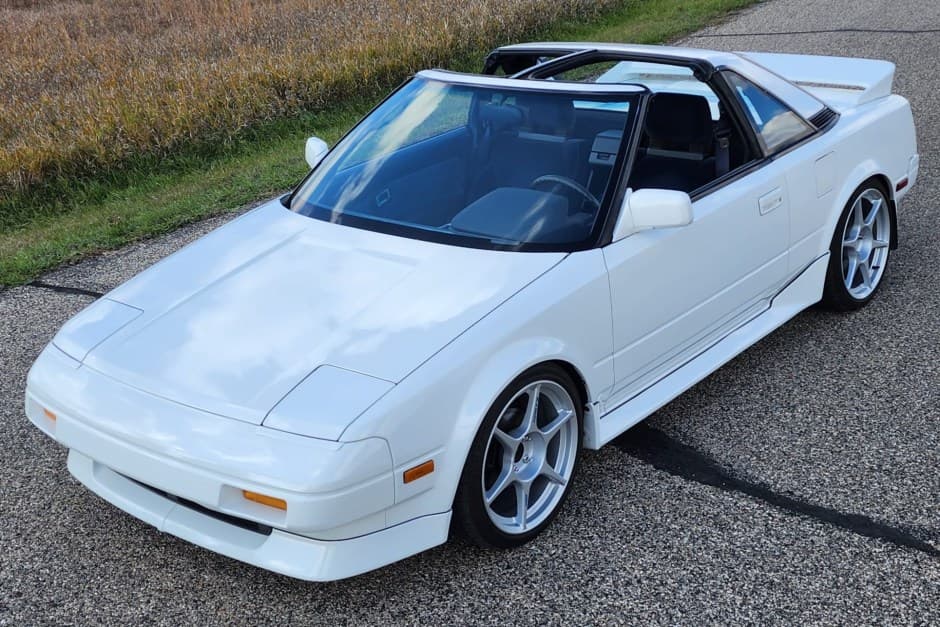 1987 Toyota AW11 MR2 sold for $8,600