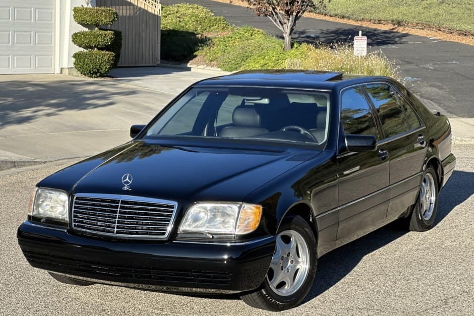 1999 Mercedes-Benz W140 S-Class sold for $20,000