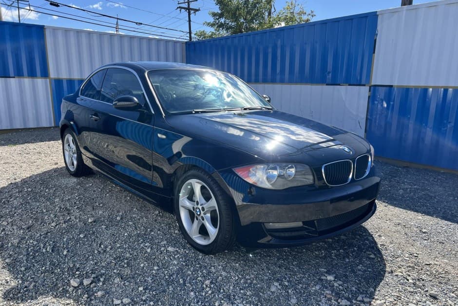2008 BMW E82/E88 1-Series sold for $5,700