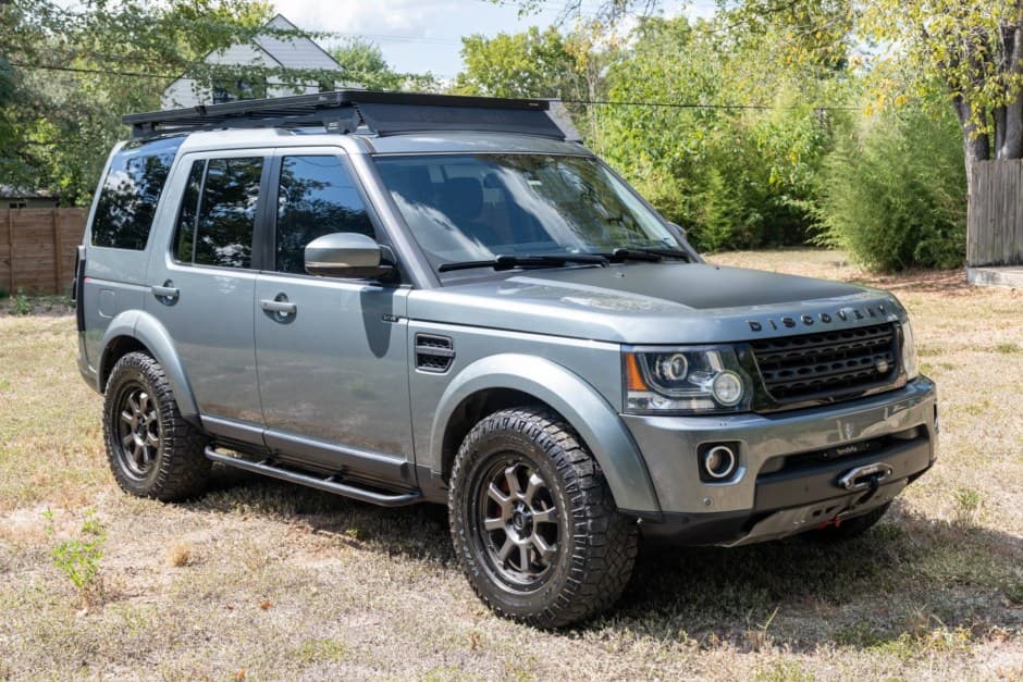 2014 Land Rover LR4 sold for $20,997