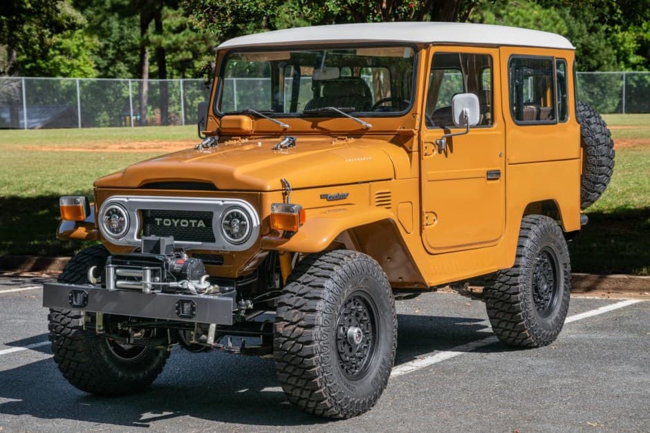 1977 Toyota Land Cruiser FJ40 sold for $42,250