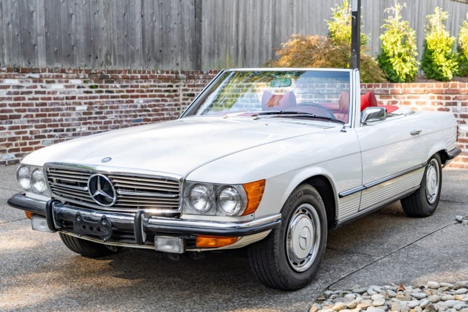 1972 Mercedes-Benz R107 SL sold for $8,500