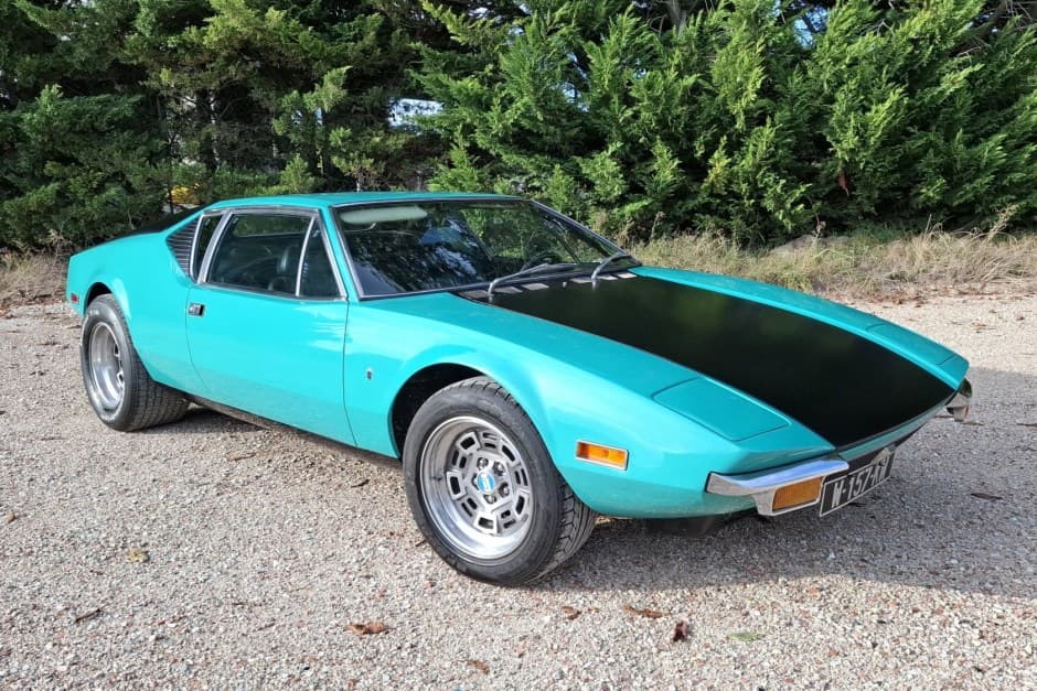 1971 DeTomaso Pantera sold for $69,000