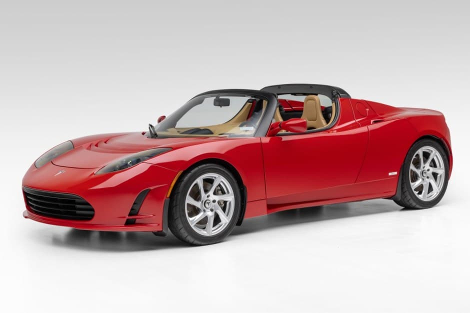 2011 Tesla Roadster sold for $80,500