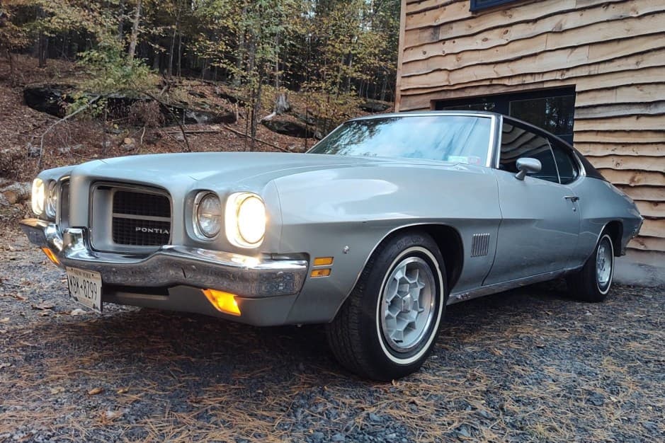 1971 Pontiac Tempest / LeMans sold for $17,500