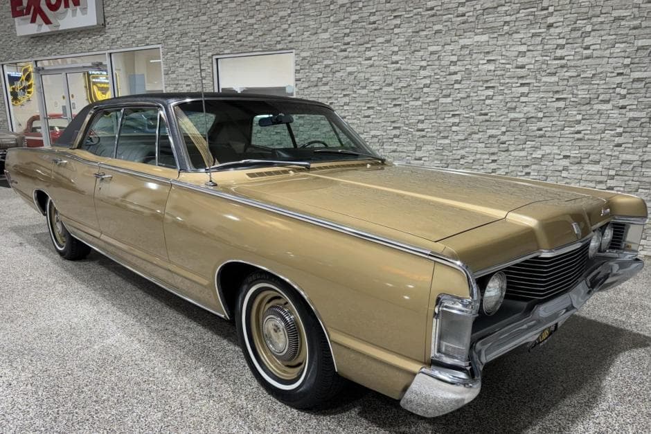 1968 Mercury Monterey sold for $19,550