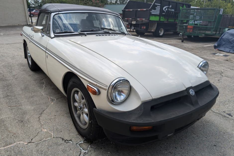 1979 MG MGB sold for $6,079