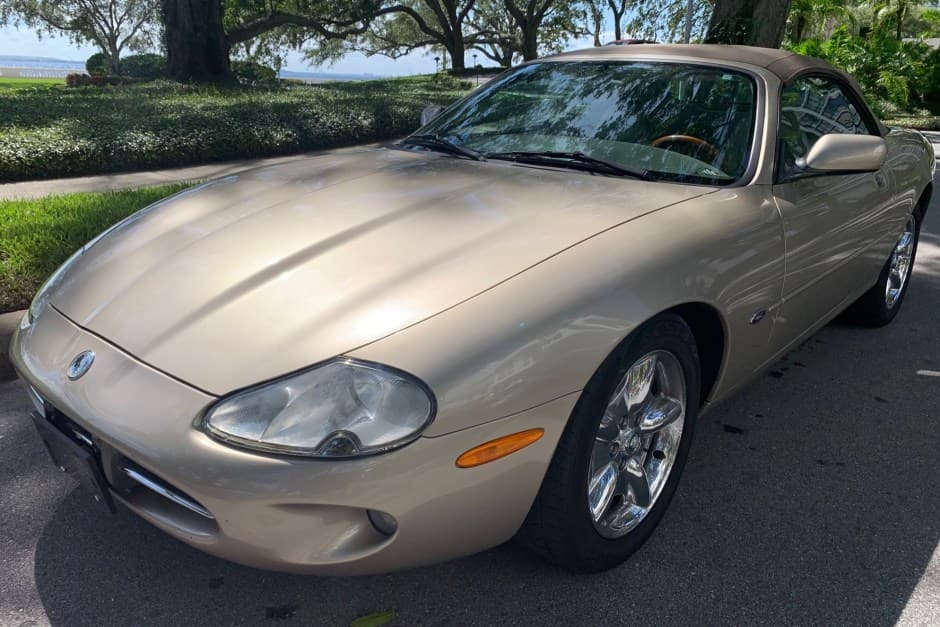1999 Jaguar XK8 sold for $6,250