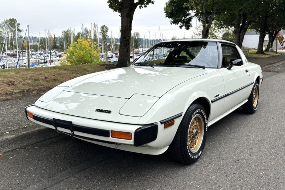 1980 Mazda RX-7 FB sold for $25,253
