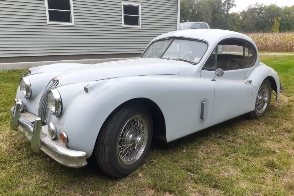 1957 Jaguar XK140 sold for $16,500