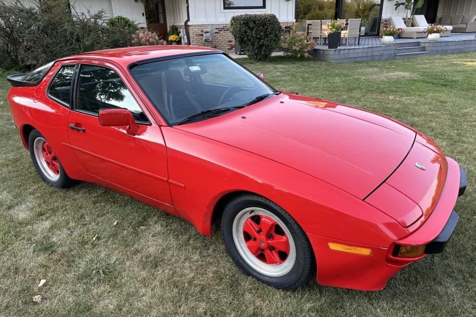 1985 Porsche 944 sold for $13,000