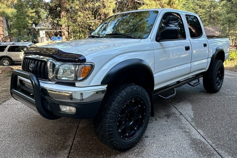 2003 Toyota Tacoma (N1X0 1995-2005) sold for $15,000