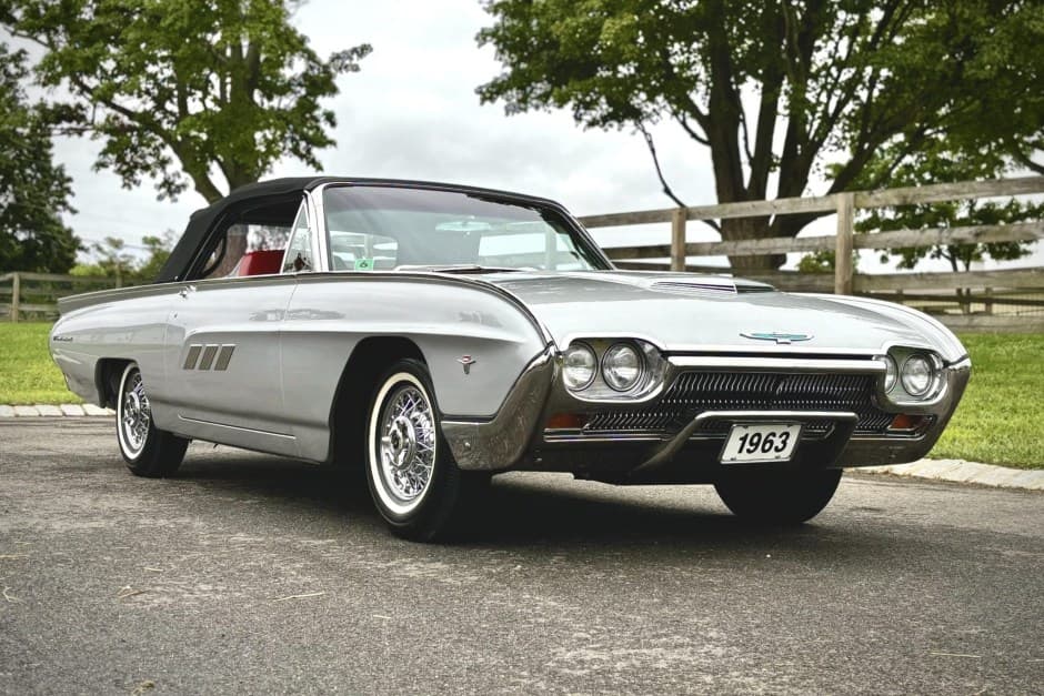 1963 Ford Thunderbird (1961-1963) sold for $94,000