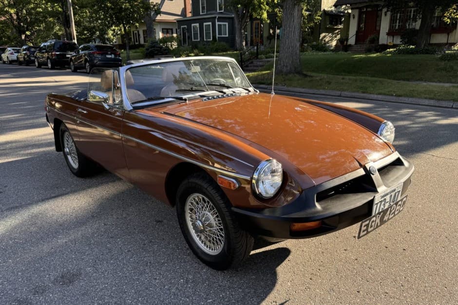 1980 MG MGB sold for $7,500