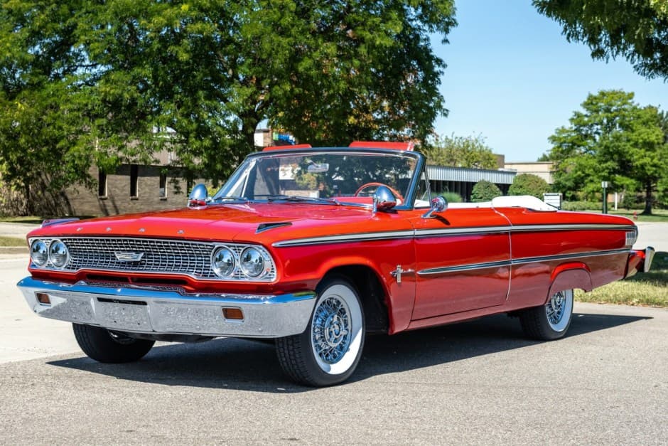 1963 Ford Galaxie sold for $15,000