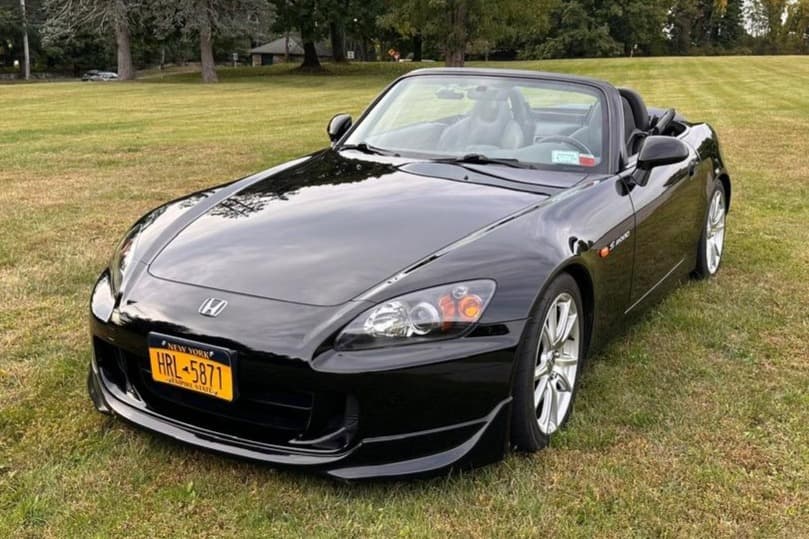 2005 Honda S2000 sold for $28,300