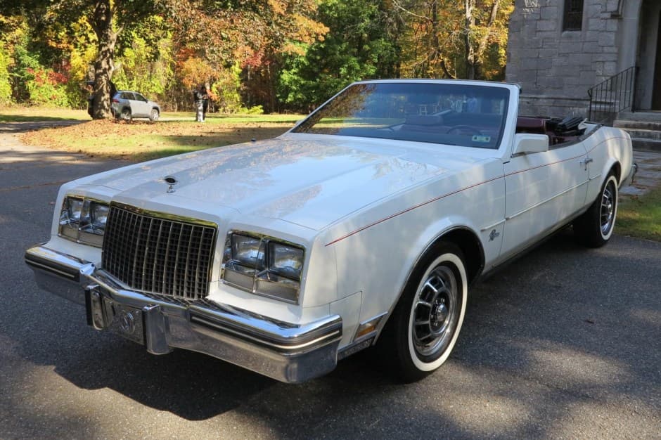 1982 Buick Riviera sold for $37,053