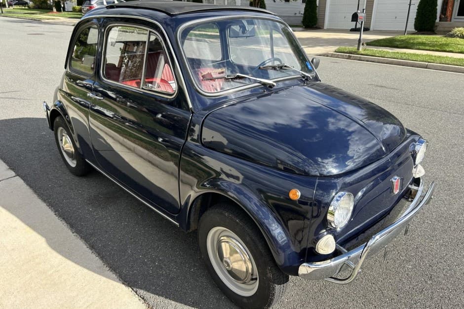 1971 Fiat 500 Topolino sold for $11,000