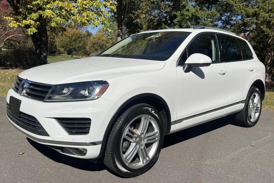 2016 Volkswagen Touareg sold for $20,000