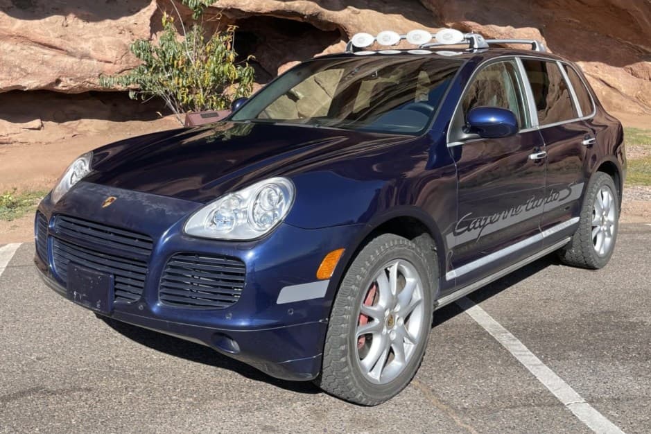 2006 Porsche 955/957 Cayenne (2003-2010) sold for $13,250