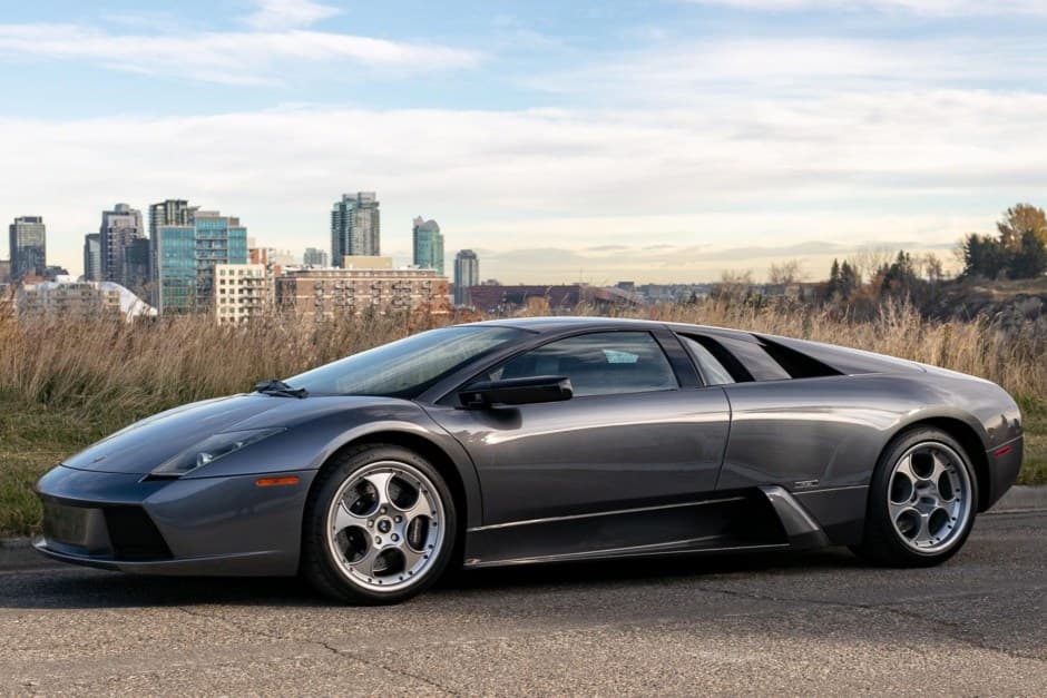2003 Lamborghini Murciélago sold for $350,000