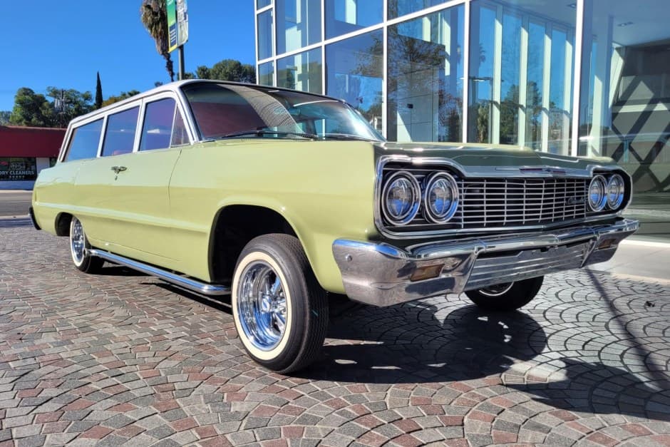 1964 Chevrolet Biscayne sold for $17,000