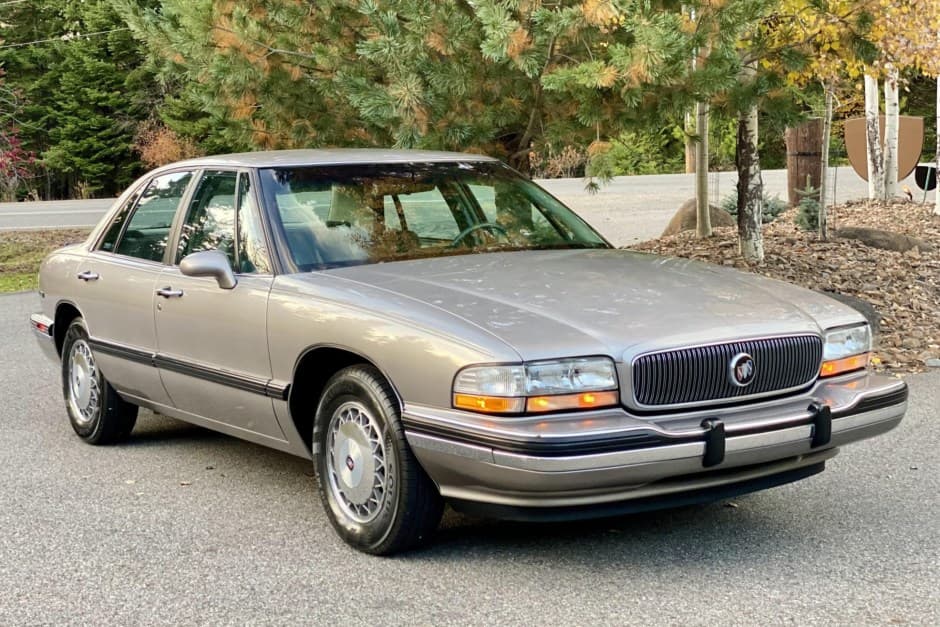 1995 Buick LeSabre sold for $11,500