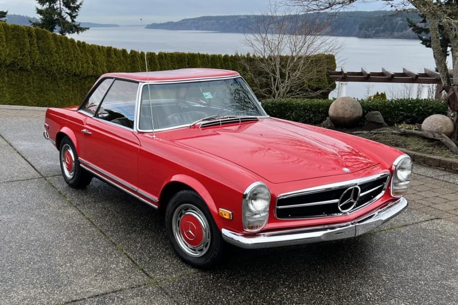1968 Mercedes-Benz W113 SL sold for $51,000