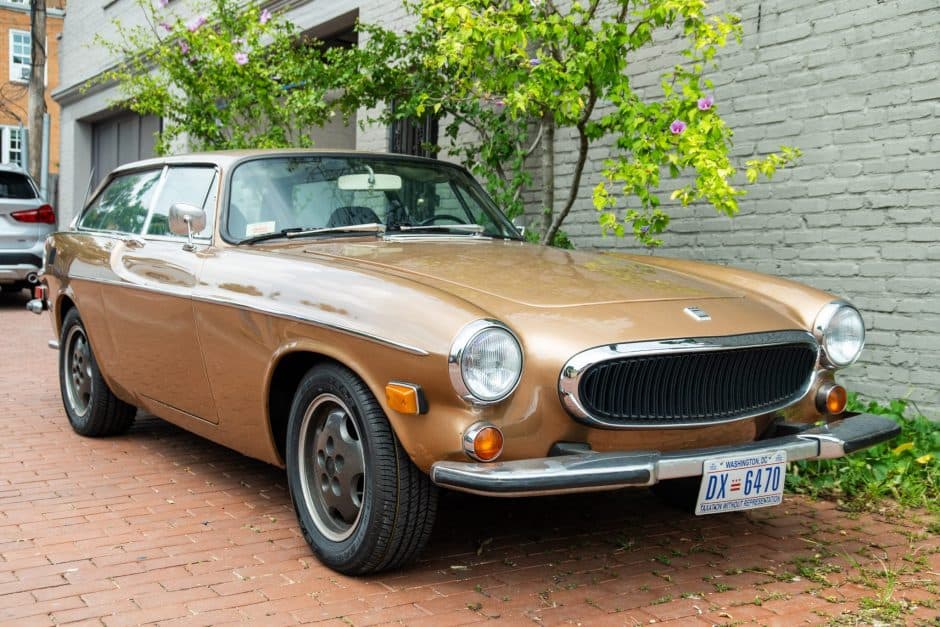 1973 Volvo 1800ES sold for $5,669
