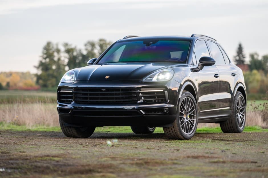 2020 Porsche 9Y0/9Y3 Cayenne (2019-) sold for $53,555