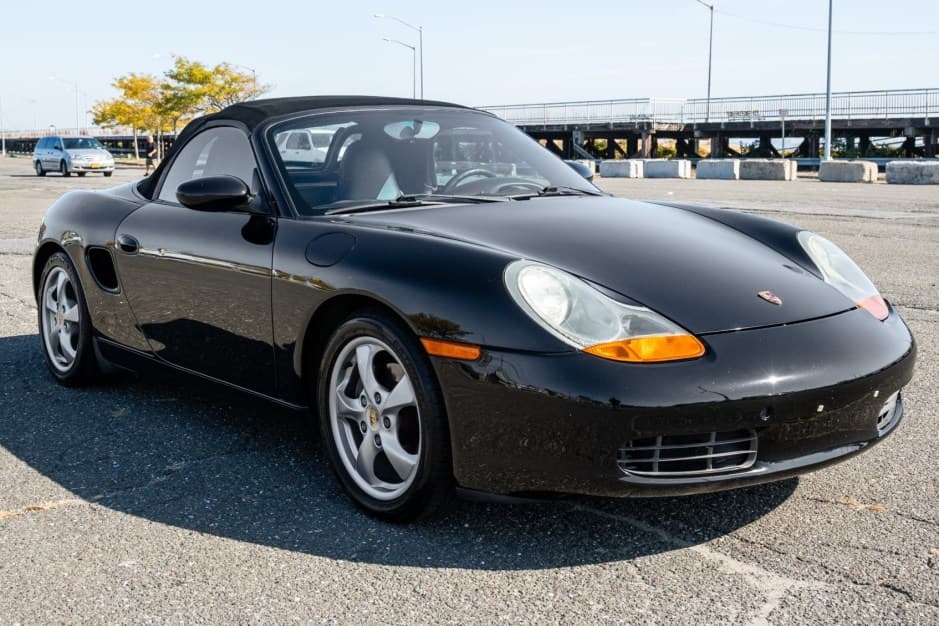 2001 Porsche 986 Boxster sold for $8,300