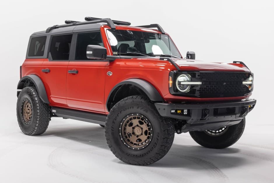 2022 Ford Bronco U725 sold for $55,000