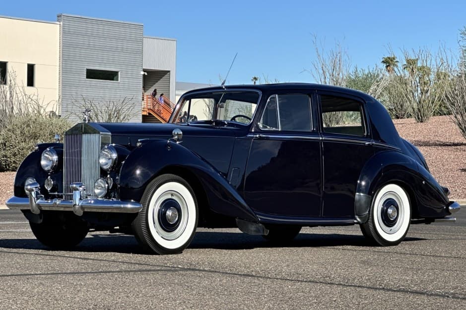 1954 Rolls-Royce  sold for $75,500