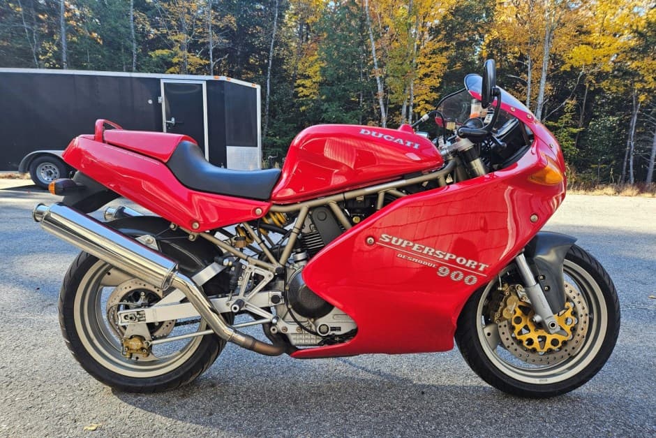 1996 Ducati 750, 800, 900, & 1000 Supersport (1988-2007) sold for $7,600