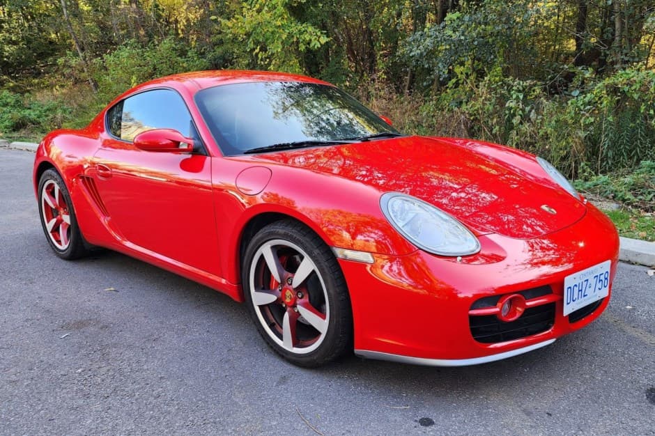 2006 Porsche 987 Cayman sold for $19,300
