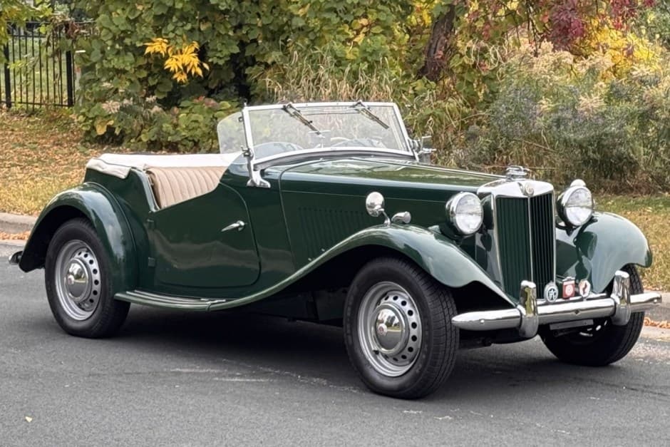 1952 MG TD sold for $10,750