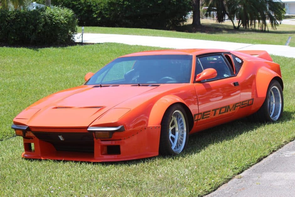 1972 DeTomaso Pantera sold for $90,500
