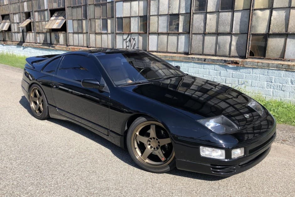 1992 Nissan Z32 300ZX sold for $33,333