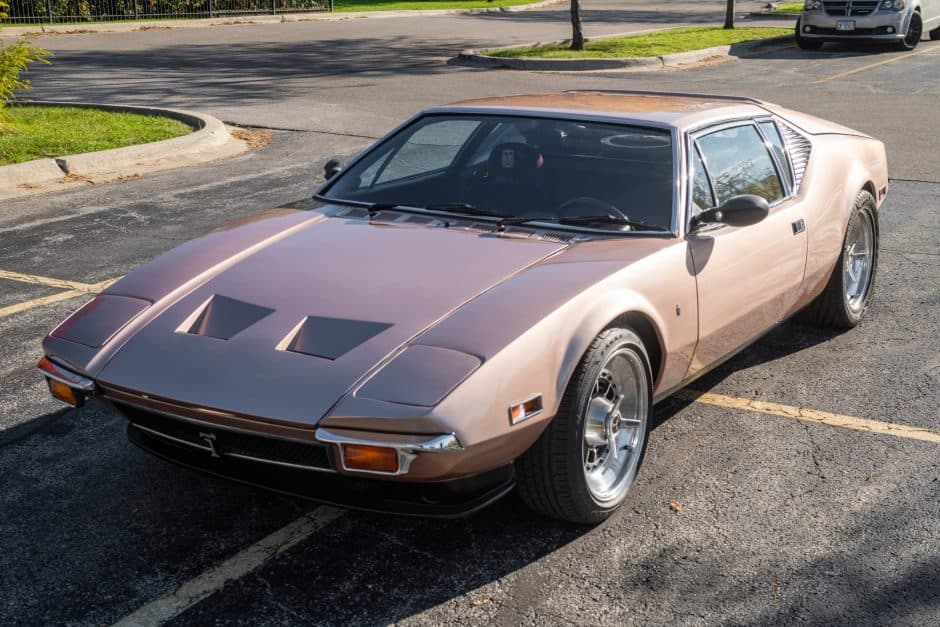 1972 DeTomaso Pantera sold for $69,000